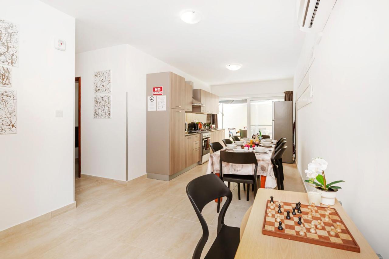 Summer Breeze 3 Bedroom Family Maisonette With Sunny Terrace In Mellieha - By Getawaysmalta Extérieur photo