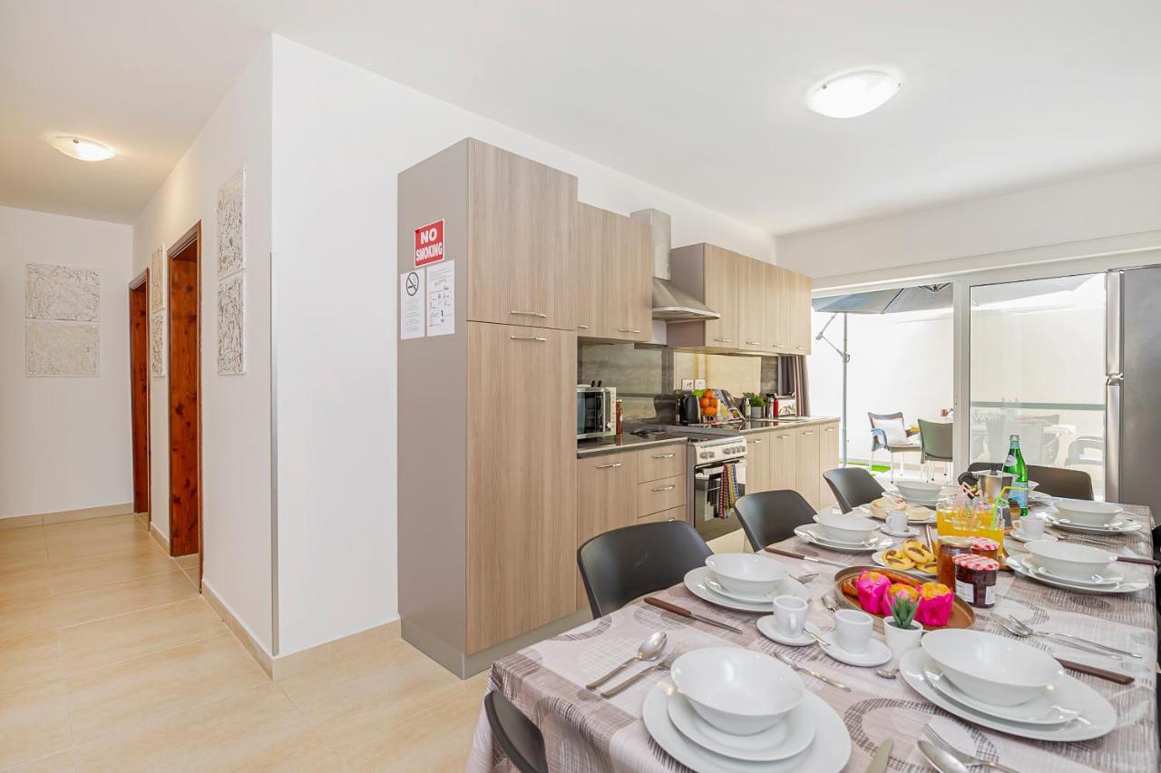 Summer Breeze 3 Bedroom Family Maisonette With Sunny Terrace In Mellieha - By Getawaysmalta Extérieur photo