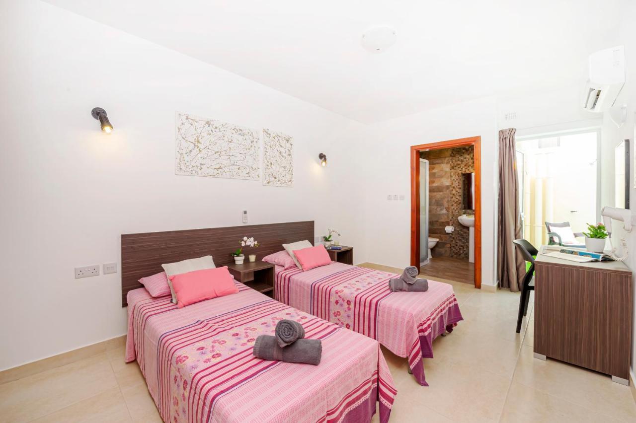 Summer Breeze 3 Bedroom Family Maisonette With Sunny Terrace In Mellieha - By Getawaysmalta Extérieur photo